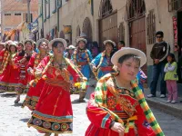 Défilé costumé.