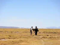 C'est un peu délicat de demander son chemin (la piste) quand les gens se déplacent à pied et ne les empruntent pas forcément.