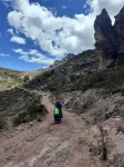 Les derniers kilomètres sont en mode VTT & pilotage de précision. Nous descendons lentement mais sûrement