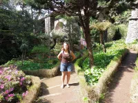 Marie au jardin municipal