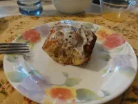 Fait rare, il y a du dessert, un très bon roll à la canelle maison