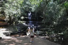 Cascada escondida