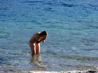 Douche dans le lac. Hou quelle est froide !